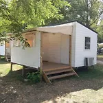 Campsite Zecamping 4 Dog Friendly Bien-etre Restaurant Et Soirees Animees