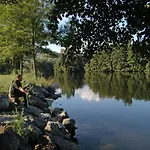 Zecamping 4 Dog Friendly Bien-etre Restaurant Et Soirees Animees Campsite Foix