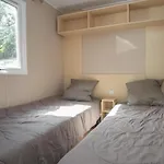 Zecamping 4 Dog Friendly Bien-etre Restaurant Et Soirees Animees Campsite Foix