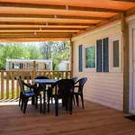 Campsite Zecamping 4 Dog Friendly Bien-etre Restaurant Et Soirees Animees