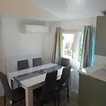 Zecamping 4 Dog Friendly Bien-etre Restaurant Et Soirees Animees Campsite Foix