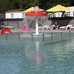 Zecamping 4 Dog Friendly Bien-etre Restaurant Et Soirees Animees Foix