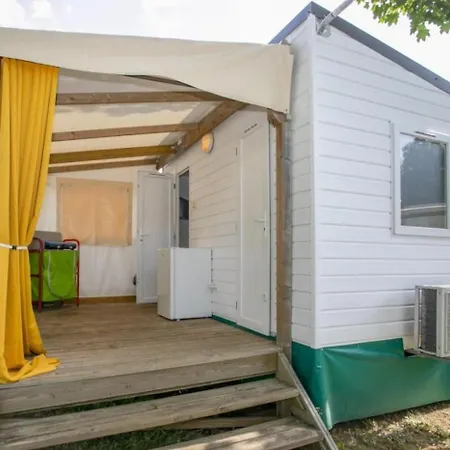 4 Etoiles - Piscine - Ccbeece * فوا