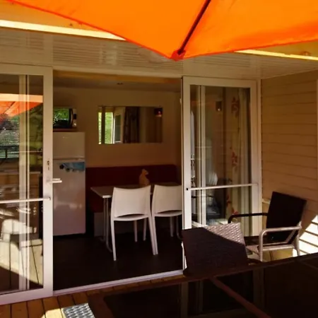 Zecamping 4 Etoiles Dog Friendly Bien-etre Restaurant Et Soirees Animees Camping