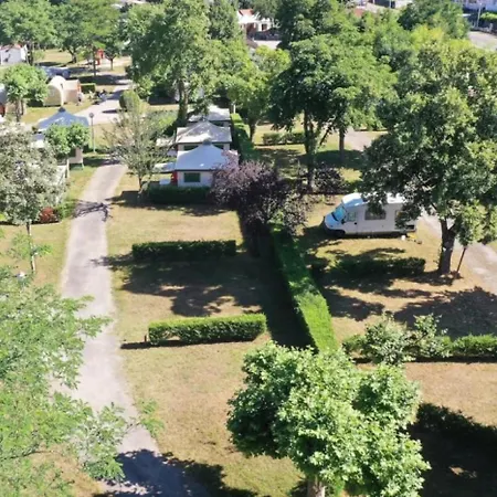 Camping Zecamping 4 Etoiles Dog Friendly Bien-etre Restaurant Et Soirees Animees