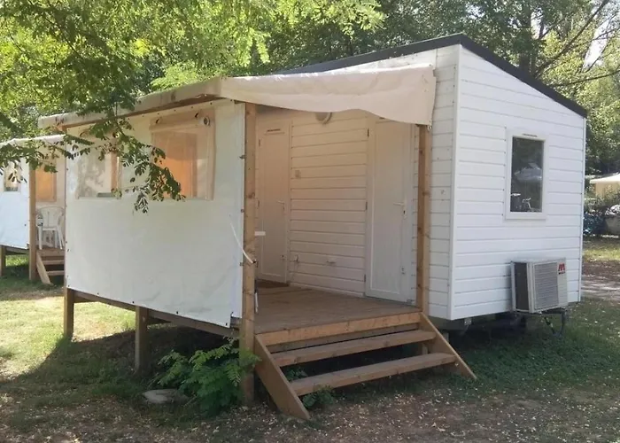 مكان تخييم 4 Etoiles - Piscine - Ccbeece