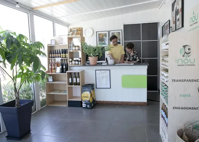 Zecamping 4 Dog Friendly Bien-etre Restaurant Et Soirees Animees Foix