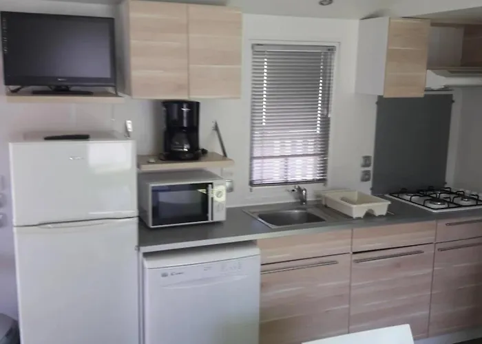 مكان تخييم 4 Etoiles - Piscine - Ccbeece *