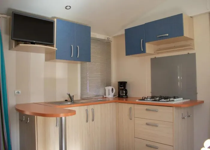 مكان تخييم 4 Etoiles - Piscine - Ccbeece *