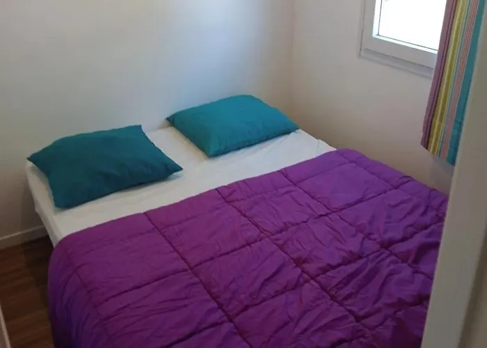 4 Etoiles - Piscine - Ccbeece مكان تخييم فوا