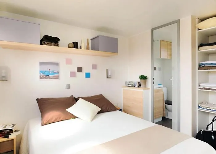 مكان تخييم 4 Etoiles - Piscine - Ccbeece فوا