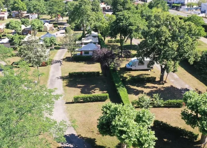 Kemp Zecamping 4 Dog Friendly Bien-etre Restaurant Et Soirees Animees