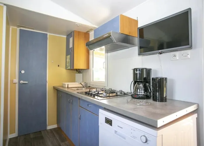 4 Etoiles - Piscine - Ccbeece فوا