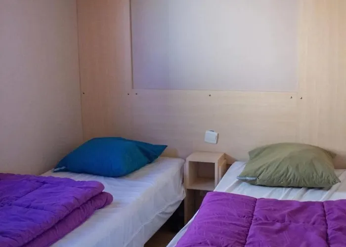 4 Etoiles - Piscine - Ccbeece * فوا